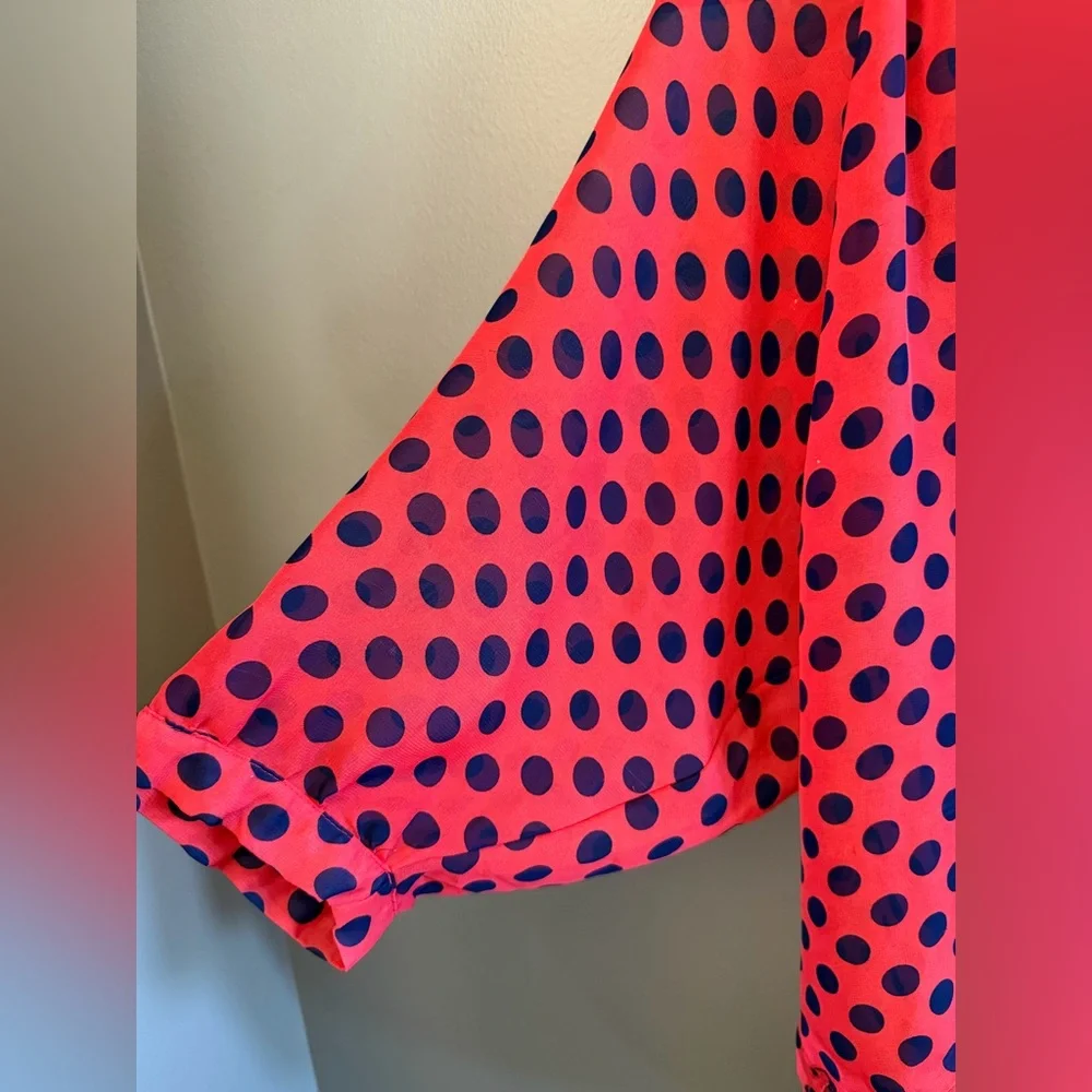 Zunie Junior's Gossamer Blouse LG 14, Pouf 3/4 Sleeve, Fuchsia w/Navy Polka Dots